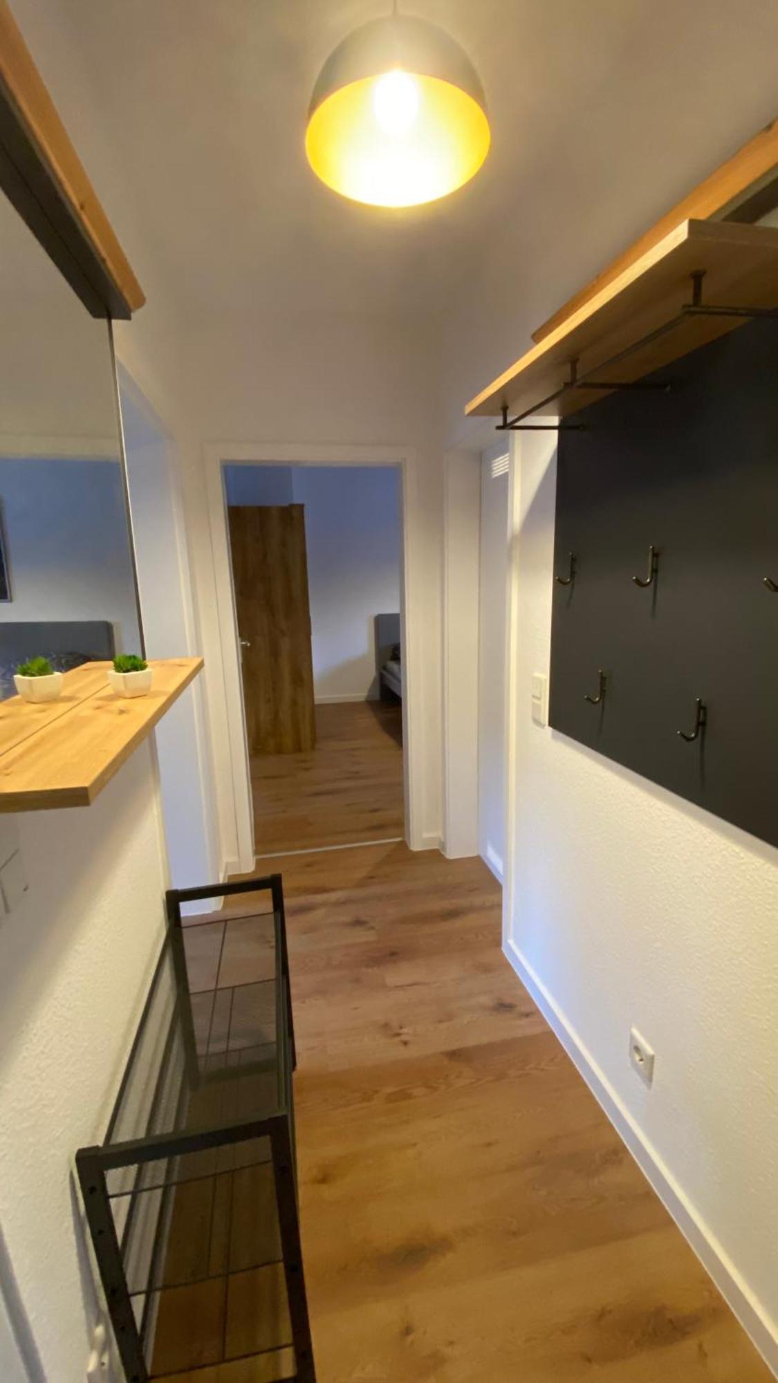 Charlie , Solingen Mitte, Ferien/Messe Wohnung Fuer Bis Zu 5 Personen Экстерьер фото
