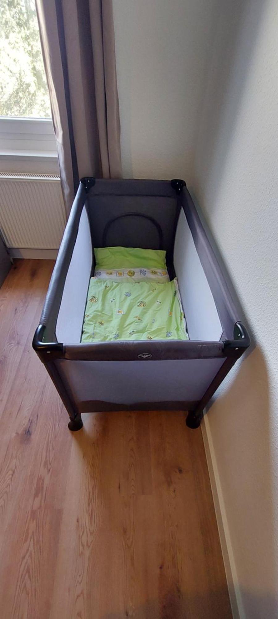 Charlie , Solingen Mitte, Ferien/Messe Wohnung Fuer Bis Zu 5 Personen Экстерьер фото
